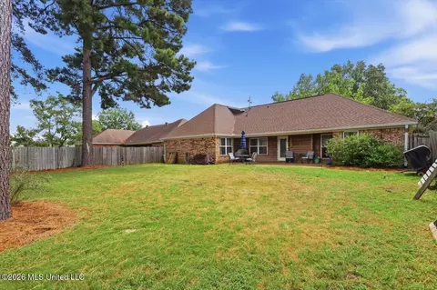Exterior - 261 Cherry Bark Dr, Brandon, MS 39047 photo 6 of 7