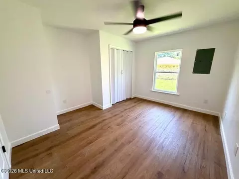 Bedroom - 4513 Pine St, Moss Point, MS 39563 photo 2 of 8