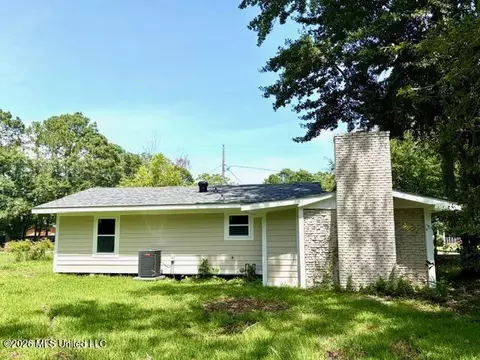 Exterior - 4513 Pine St, Moss Point, MS 39563 photo 1 of 1