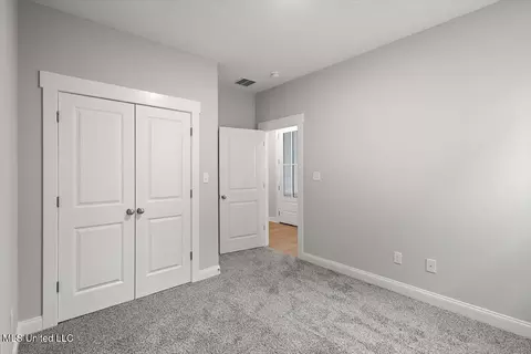 Bedroom - 843 Quitman Ct, Nesbit, MS 38651 photo 6 of 7