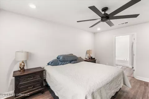 Bedroom - 166 Mill Ct, Lucedale, MS 39452 photo 2 of 4