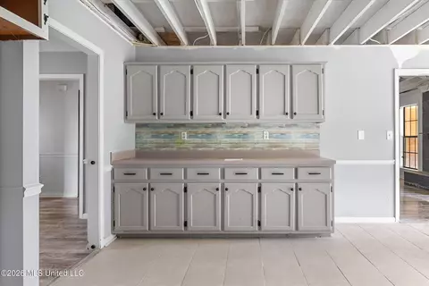 Entry Way - 2850 Jaybird Rd, Hernando, MS 38632 photo 1 of 2