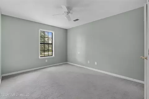 Bedroom - 2850 Jaybird Rd, Hernando, MS 38632 photo 5 of 11