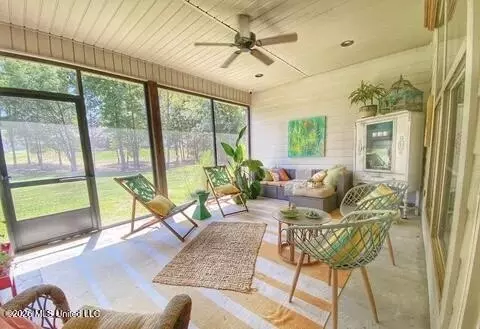 Exterior - 103 Tara Dr, Flora, MS 39071 photo 3 of 4