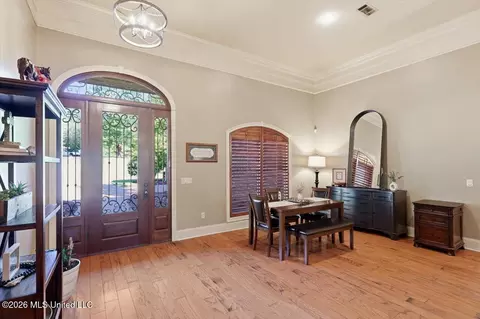 Entry Way - 514 North St, Brandon, MS 39042 photo 2 of 2