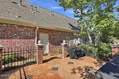 Exterior - 514 North St, Brandon, MS 39042 photo 16 of 23