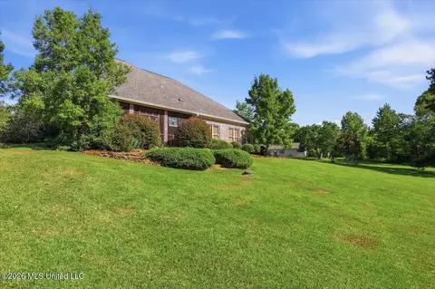 Exterior - 514 North St, Brandon, MS 39042 photo 11 of 23