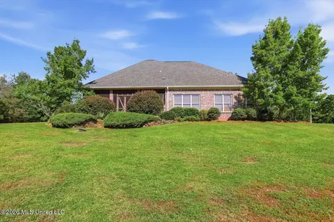 Exterior - 514 North St, Brandon, MS 39042 photo 12 of 23