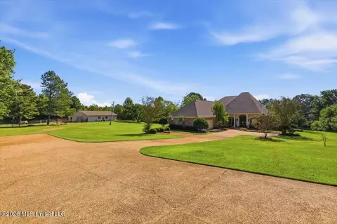 Exterior - 514 North St, Brandon, MS 39042 photo 22 of 23