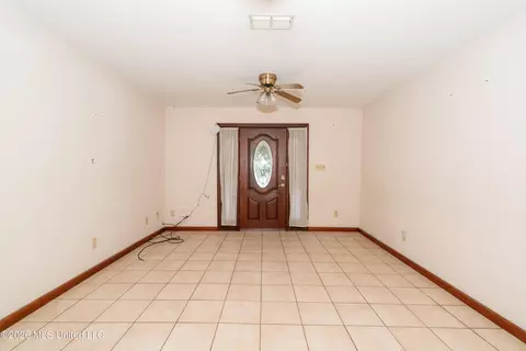 Living - 215 Mccaughan Ave, Long Beach, MS 39560 photo 1 of 3