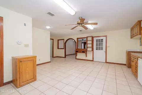 Living - 215 Mccaughan Ave, Long Beach, MS 39560 photo 3 of 3