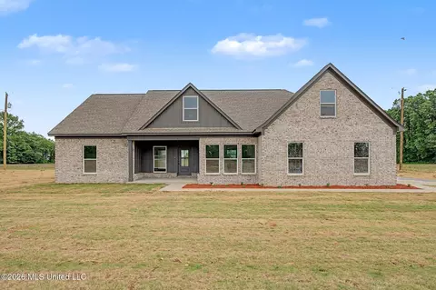 Exterior - 1300 Barr Rd, Coldwater, MS 38618 photo 2 of 7