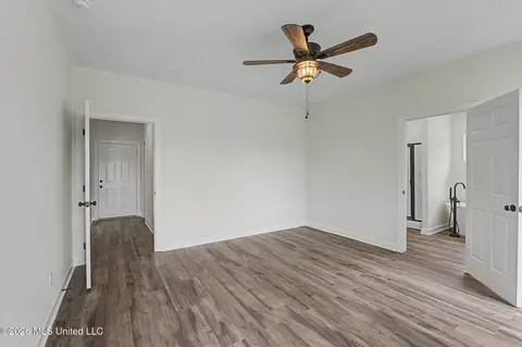 Bedroom - 1300 Barr Rd, Coldwater, MS 38618 photo 1 of 4