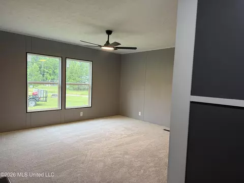 19 Willow Dr, Mchenry, MS 39561 photo 7