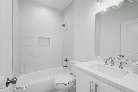 Bath - 3125 Wilders Way, Hernando, MS 38632 photo 4 of 5