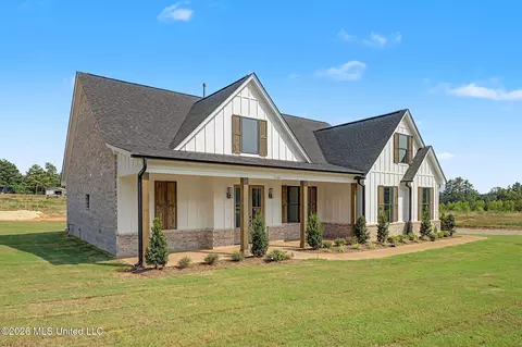 Exterior - 3180 Wilders Way, Hernando, MS 38632 photo 3 of 8
