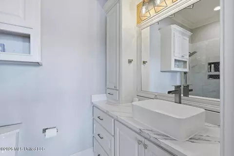 Bath - 149 Harbor View Dr, Madison, MS 39110 photo 8 of 9