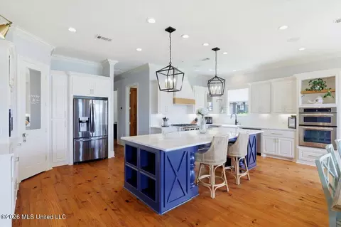 Kitchen - 149 Harbor View Dr, Madison, MS 39110 photo 1 of 7