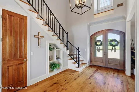 Entry Way - 149 Harbor View Dr, Madison, MS 39110 photo 1 of 5
