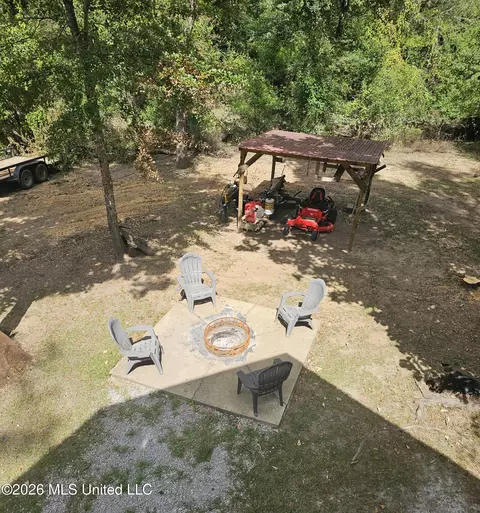 Exterior - 2144 A E Wilkerson Ferry Rd, Lucedale, MS 39452 photo 4 of 7