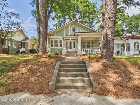 Exterior - 812 Gillespie St, Jackson, MS 39202 photo 8 of 9