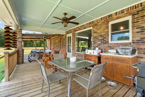 Exterior - 83 County Road 523, Como, MS 38619 photo 7 of 14