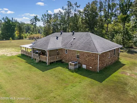 Other - 83 County Road 523, Como, MS 38619 photo 11 of 12
