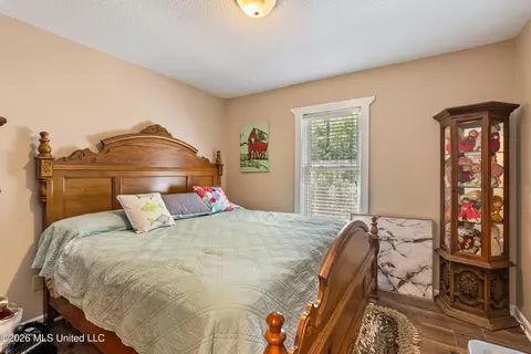 Bedroom - 83 County Road 523, Como, MS 38619 photo 5 of 5