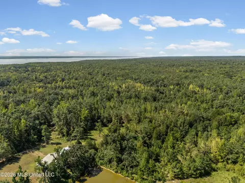 View/Area - 83 County Road 523, Como, MS 38619 photo 6 of 8