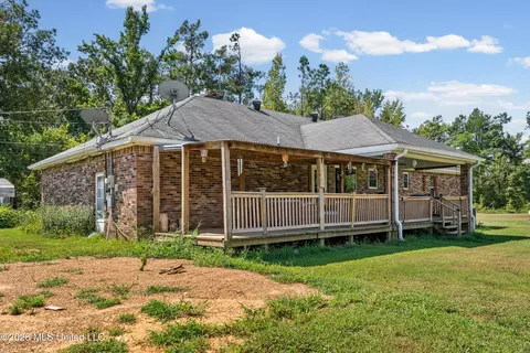 Exterior - 83 County Road 523, Como, MS 38619 photo 10 of 14