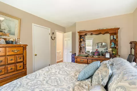 Bedroom - 83 County Road 523, Como, MS 38619 photo 4 of 5