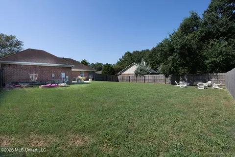 Exterior - 12 Windwood Cv, Flowood, MS 39232 photo 3 of 9