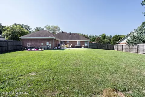 Exterior - 12 Windwood Cv, Flowood, MS 39232 photo 8 of 9