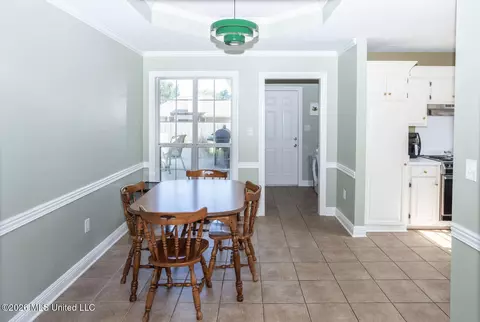 Dining - 12 Windwood Cv, Flowood, MS 39232 photo 2 of 2