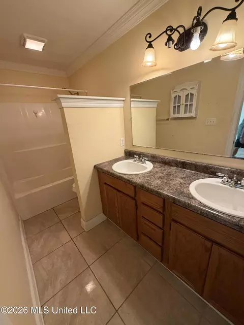Bath - 734 Akaka Ct, Diamondhead, MS 39525 photo 1 of 1