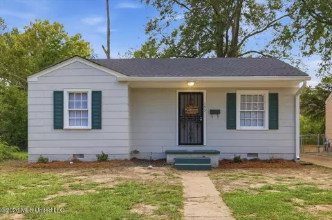 Exterior - 153 Sewanee Dr, Jackson, MS 39209 photo 2 of 4