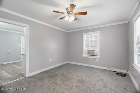 Living - 153 Sewanee Dr, Jackson, MS 39209 photo 1 of 4