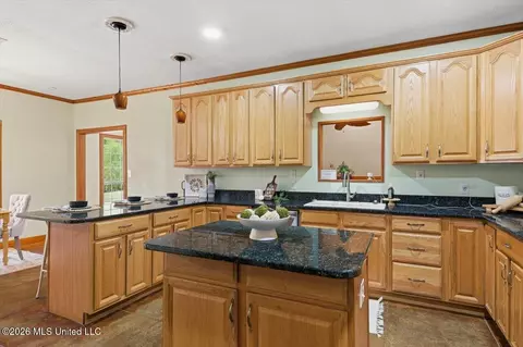 Kitchen - 1635 Misty Ln, Terry, MS 39170 photo 2 of 5