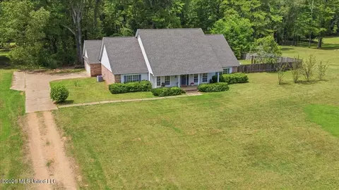Exterior - 1635 Misty Ln, Terry, MS 39170 photo 10 of 12
