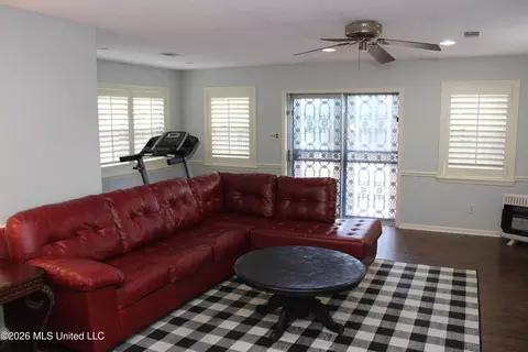 Other - 220 Flushing Cv, Hernando, MS 38632 photo 3 of 10