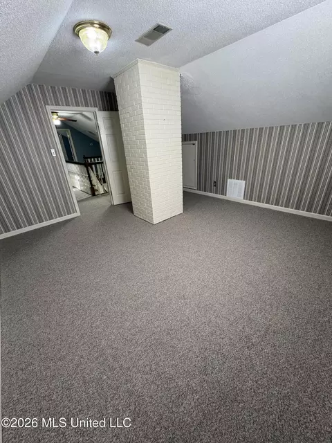 Bedroom - 220 Flushing Cv, Hernando, MS 38632 photo 11 of 11