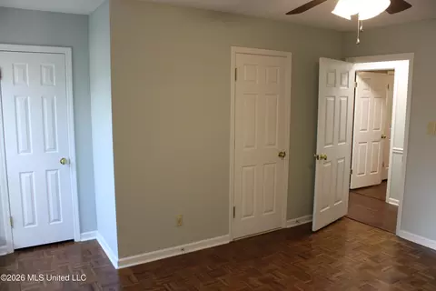 Bedroom - 220 Flushing Cv, Hernando, MS 38632 photo 6 of 11