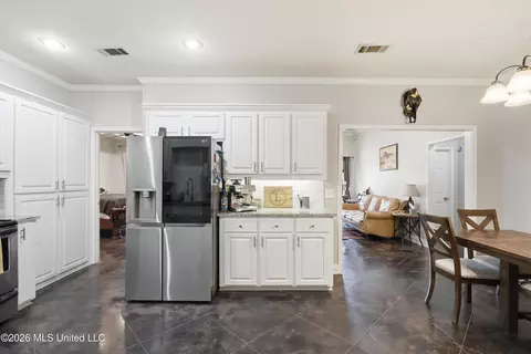 Entry Way - 131 Ashton Dr, Brandon, MS 39047 photo 1 of 1