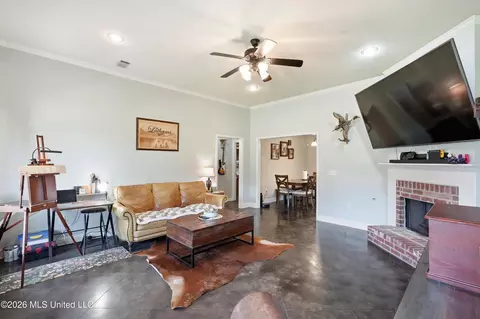 Other - 131 Ashton Dr, Brandon, MS 39047 photo 1 of 12