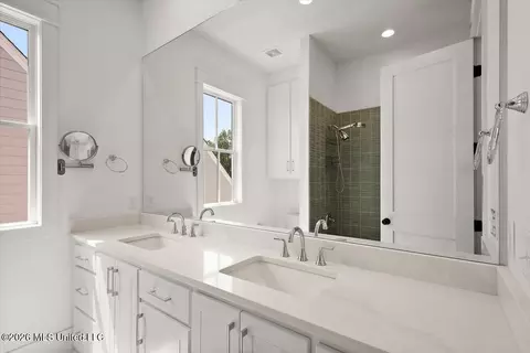 Bath - 112 Brashear St, Madison, MS 39110 photo 4 of 5
