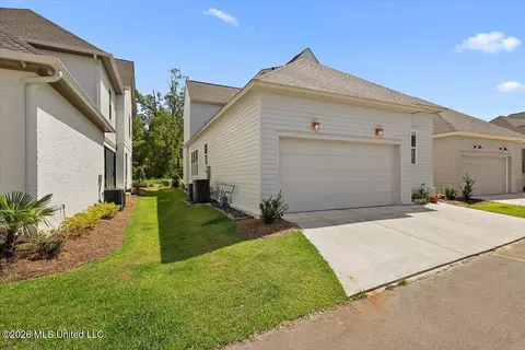 Exterior - 112 Brashear St, Madison, MS 39110 photo 4 of 5