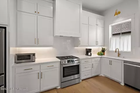 Kitchen - 112 Brashear St, Madison, MS 39110 photo 3 of 3