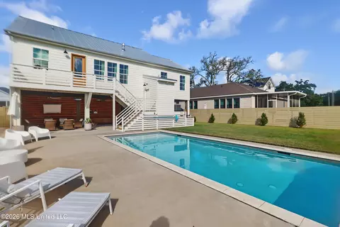 Exterior - 405 Mason Ave, Long Beach, MS 39560 photo 5 of 12