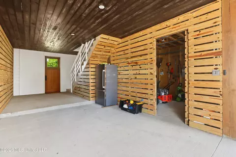 Entry Way - 405 Mason Ave, Long Beach, MS 39560 photo 3 of 3
