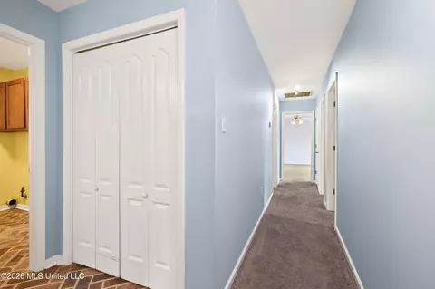 Entry Way - 5547 Paula Dr, Long Beach, MS 39560 photo 1 of 1